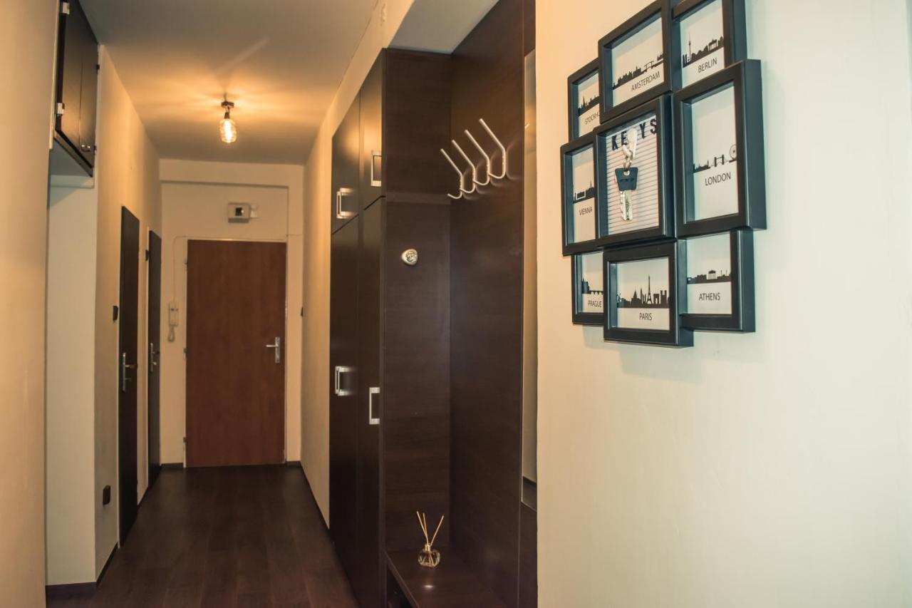 אולומוץ Apartman Jnj Velkomoravska מראה חיצוני תמונה